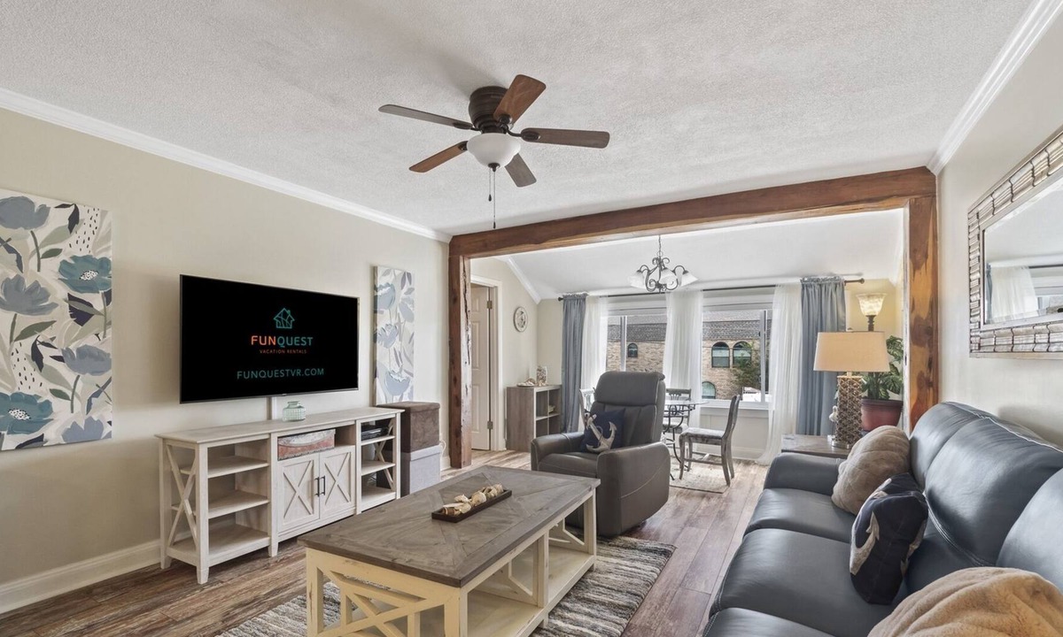 Silver Sands Beach Condo | 7904 Surf Dr #7 | 2 Bed, 1 Bath