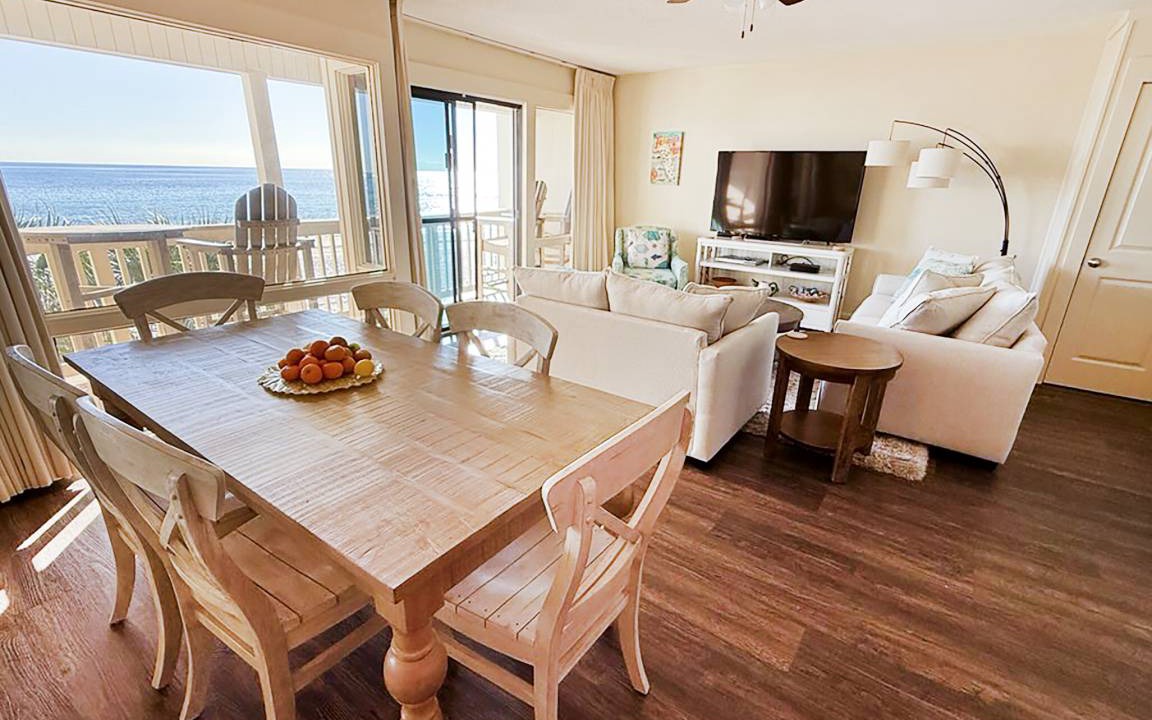 Fort Bay Condo | 88 m² Condo ∙ 1 bedroom ∙ 4 guests