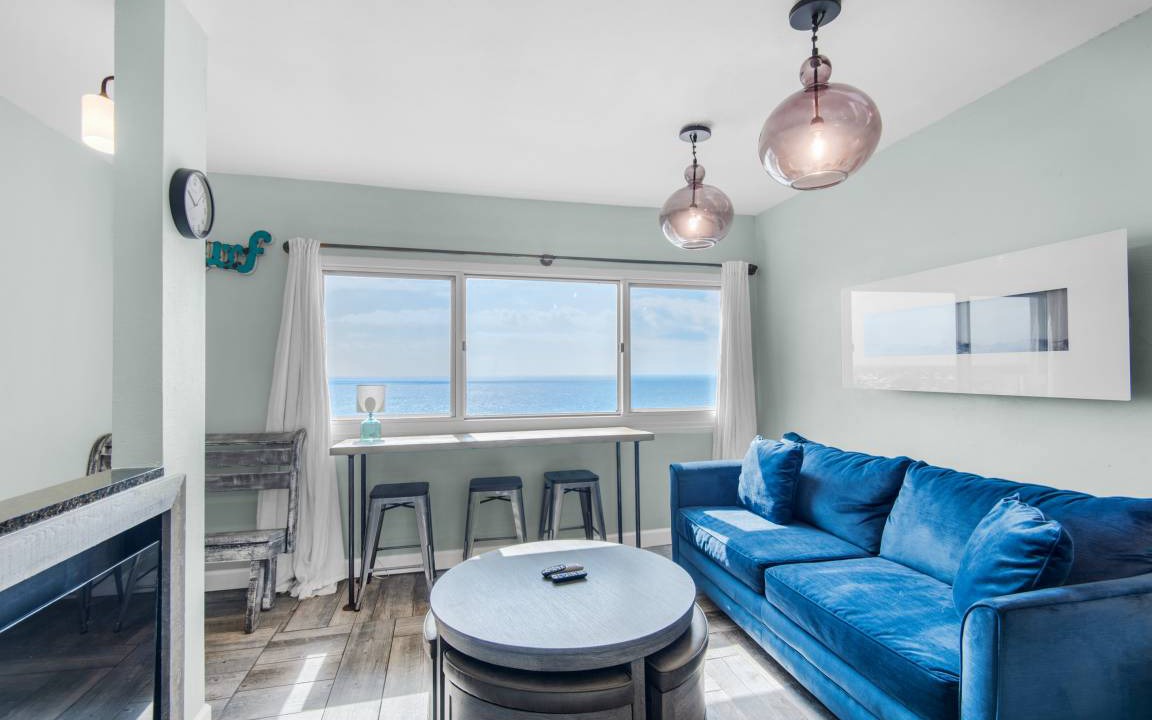 Sunnyside Condo | 93 m² Condo ∙ 2 bedrooms ∙ 6 guests