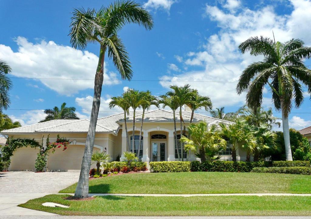 Marco Island House | 931 Hyacinth Court
