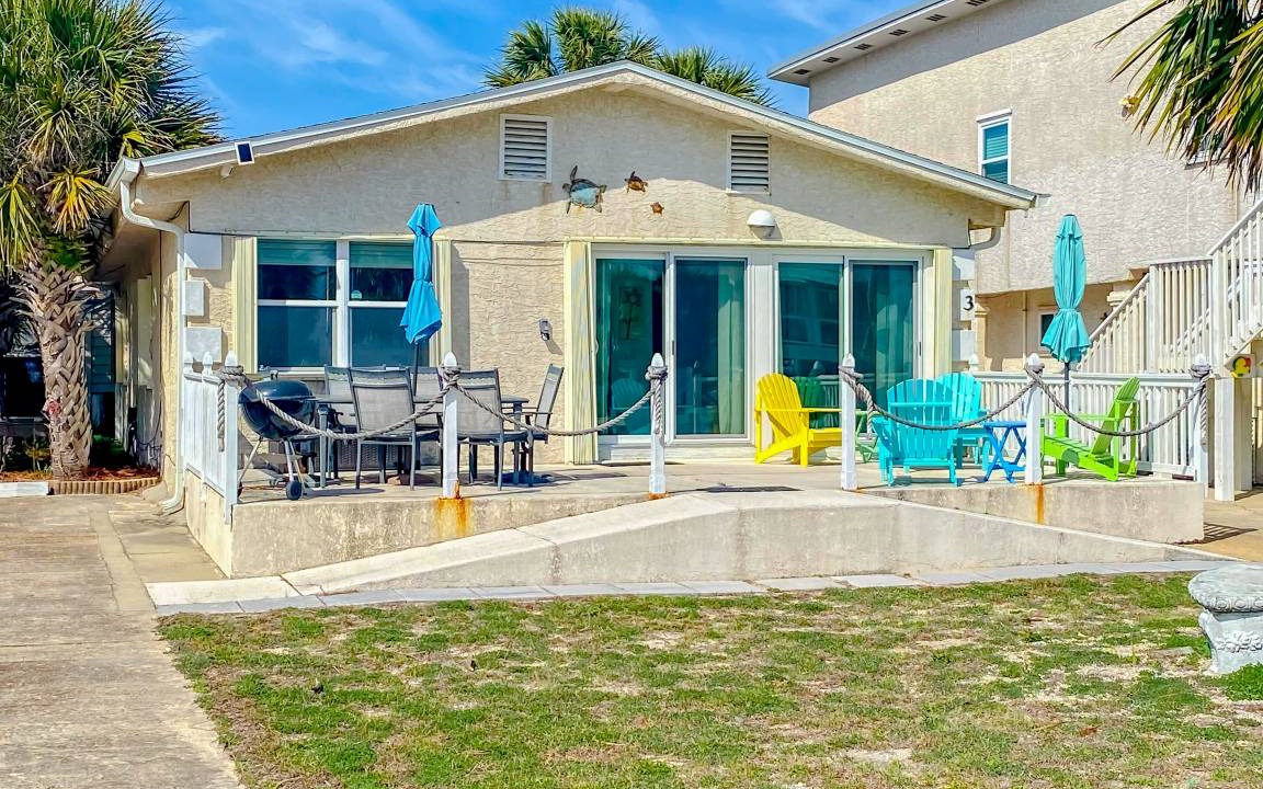 East End Condo | 97 m² Condo ∙ 3 bedrooms ∙ 7 guests