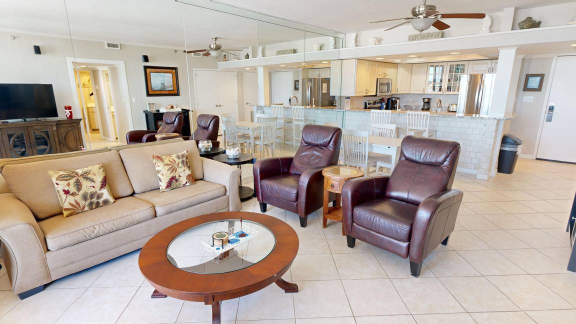 Holiday Isle Condo | 98 m² Condo ∙ 2 bedrooms ∙ 6 guests