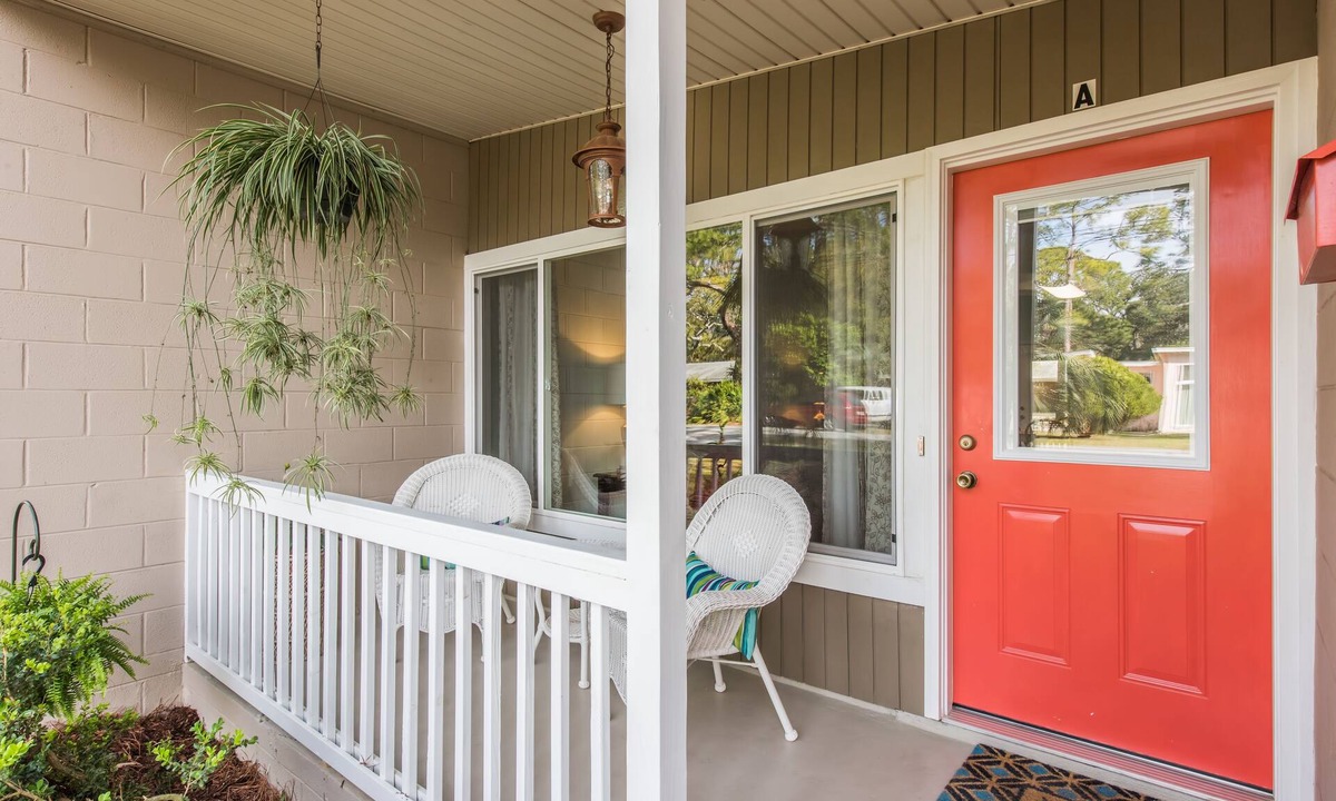 Jekyll Island Cottage | A Beach, Golf, Tennis and Fun for the whole family Sandy Toes & Salty Kisses A