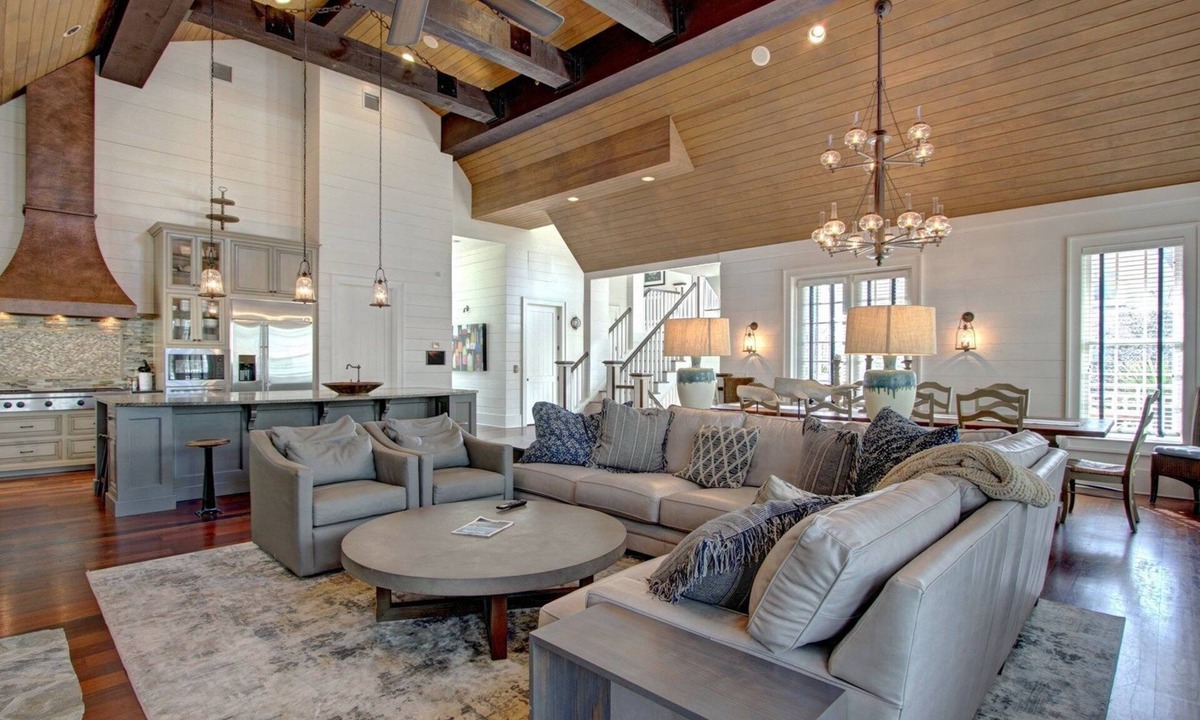 WaterSound Beach House | A Little Overboard, Private Pool/Spa, Easy walk to Beach, Golf Cart Included!