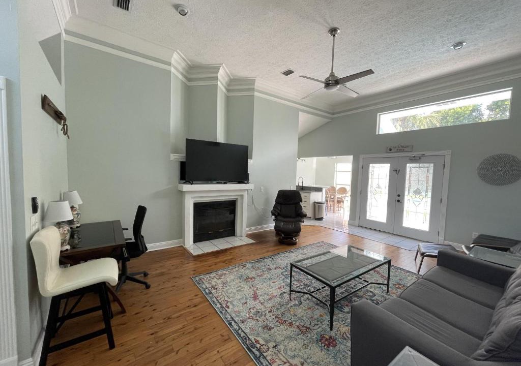 El Centro Beach House | A Shore Thing by Sand Seeker Vacations