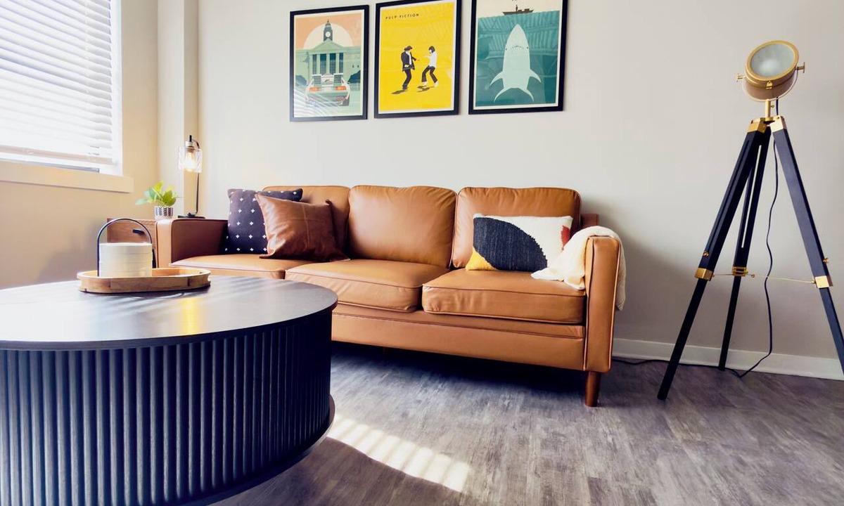 Central Business District Apartment | Above it All-downtown, gym, free parking, cruise, Mardi Gras, cozy, stylish