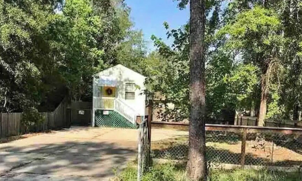 Bay St Louis Cottage | Affordable Month to Month Stay, Beaches, Casino, Tiny house,