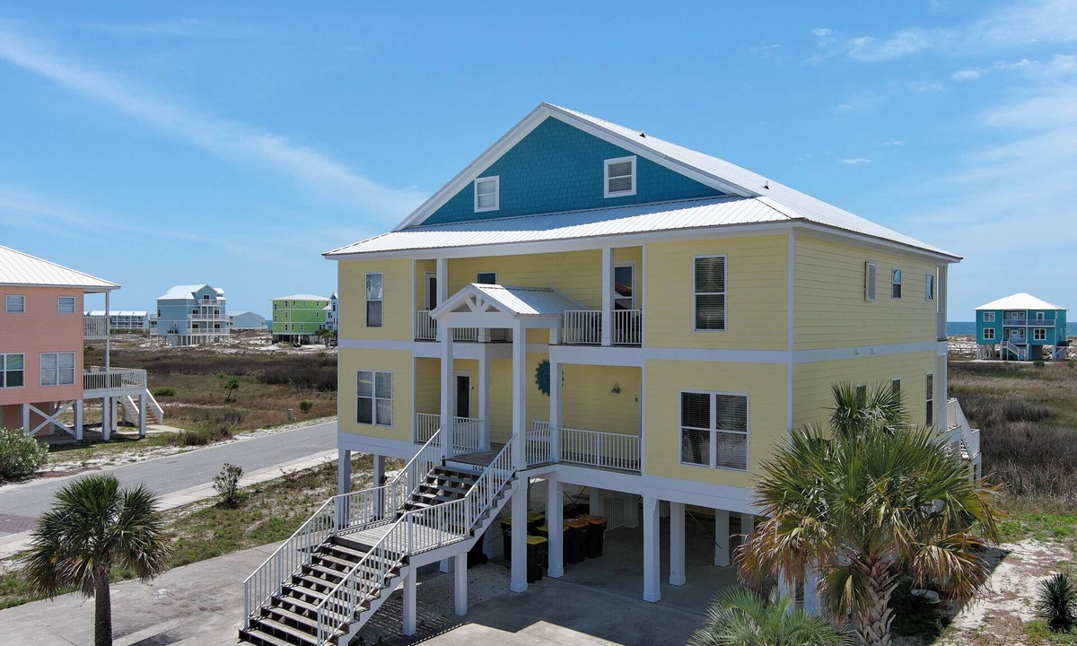 Fort Morgan House | AMAZING PRIVATE HOME, WONDERFUL VIEWS, CLOSE TO THE BEACH, PLENTY OF ROOM