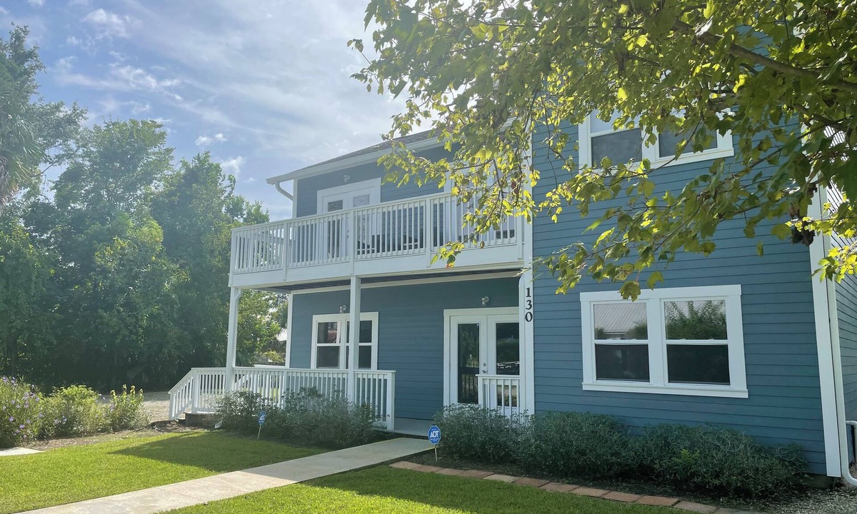 Historic Downtown Apalachicola Apartment | Apalach Escape- Walking Distance to Everything