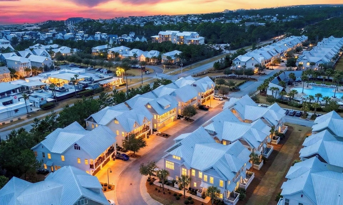 Santa Rosa Beach Cottage | Arcade, Bar, Prominence Resort Pool and Gym Access, Close to Beach Sea Happy