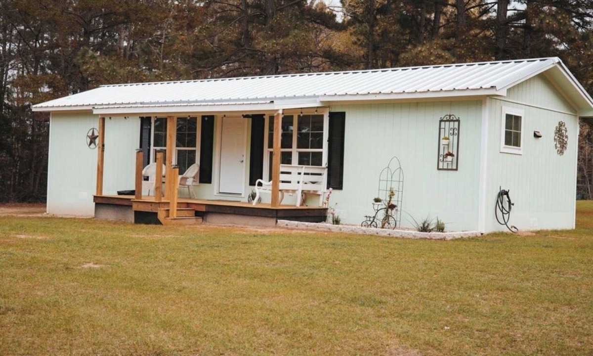 Jacksonville House | Awesome 2-bedroom house with AC in charming Jacksonville