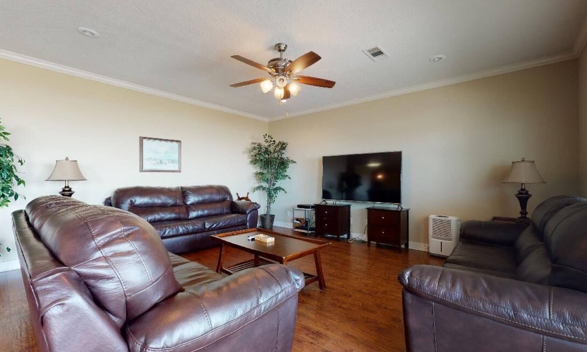 Crystal Beach House | Awesome View: 3 BR, 2 BA House in Crystal Beach, Sleeps 8