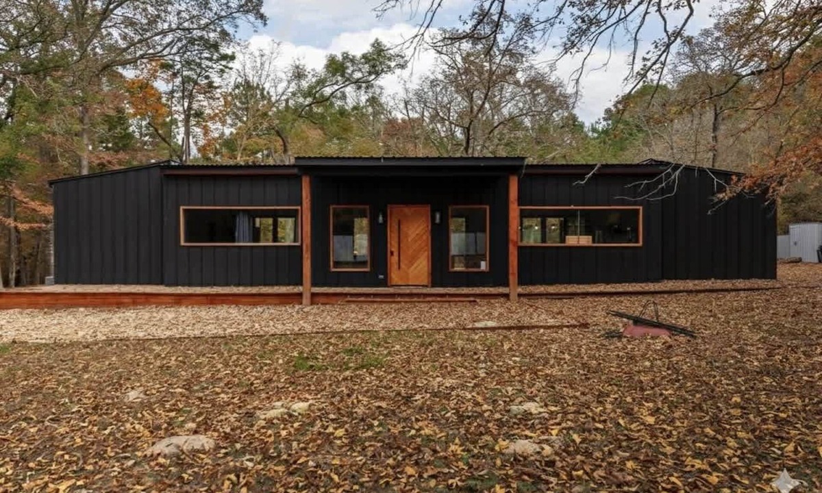 Winona House | Backroad Rustic Retreat