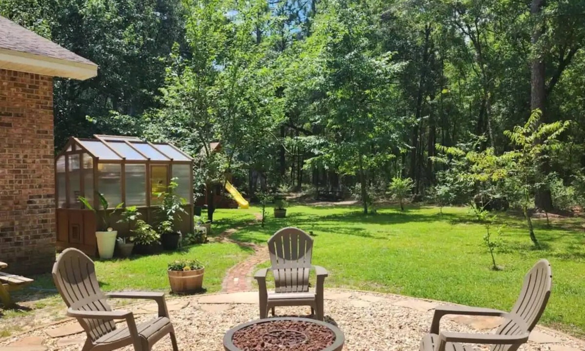 Bagdad House | Bagdad Spirit House