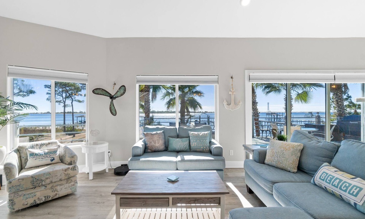 Mary Esther House | Bayfront Home , Pet-Friendly, Boat Access, Gorgeous Views & Relaxation! - Pirate's Cove