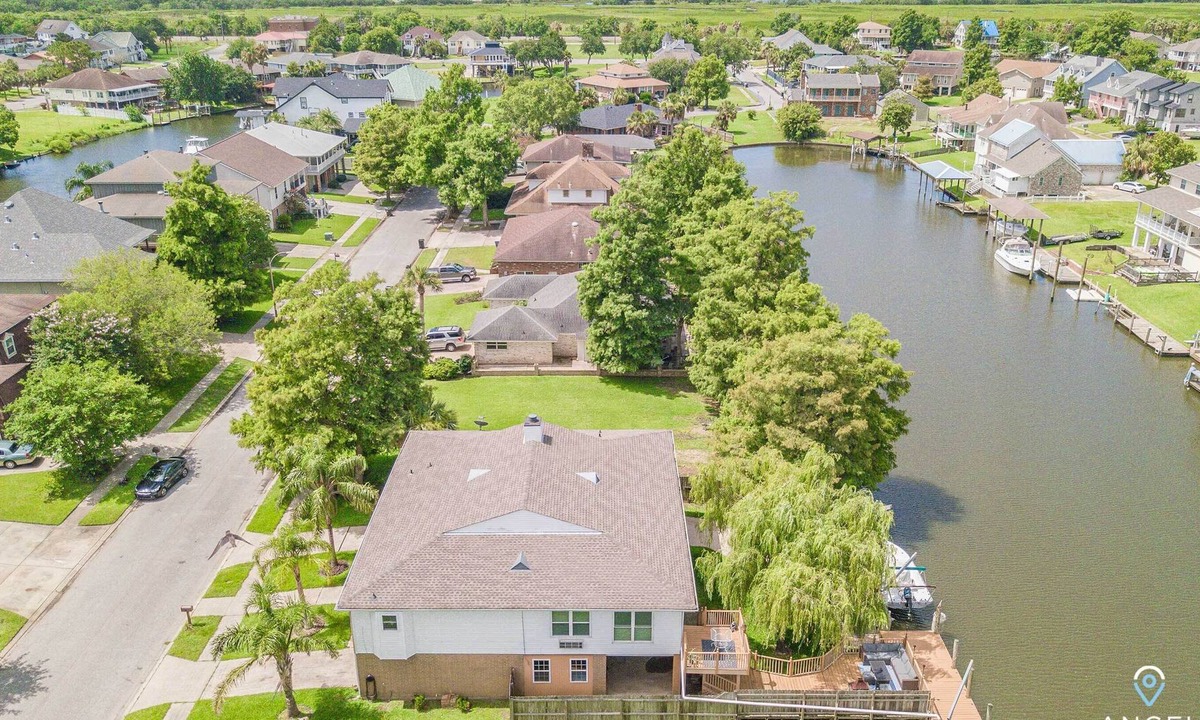 New Orleans East Area House | Bayou Waterfront | Games Room | Monthly Discount