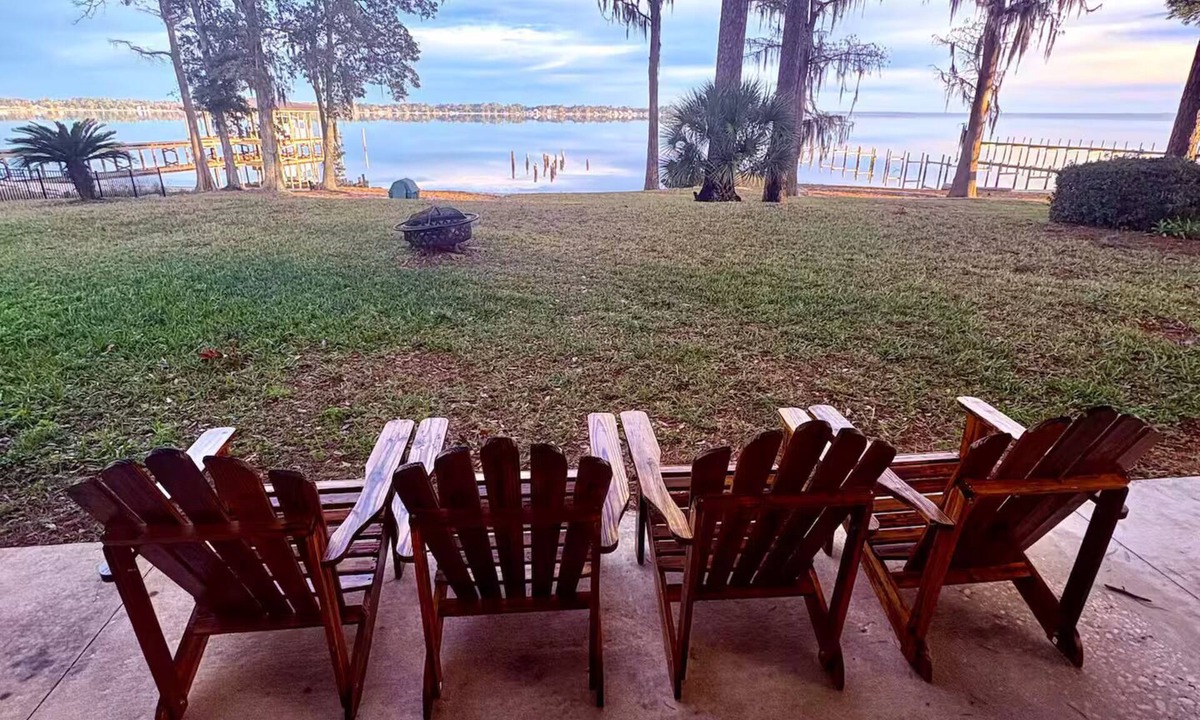 Ono Island House | Bayside Bliss-Private Beach and large back porch