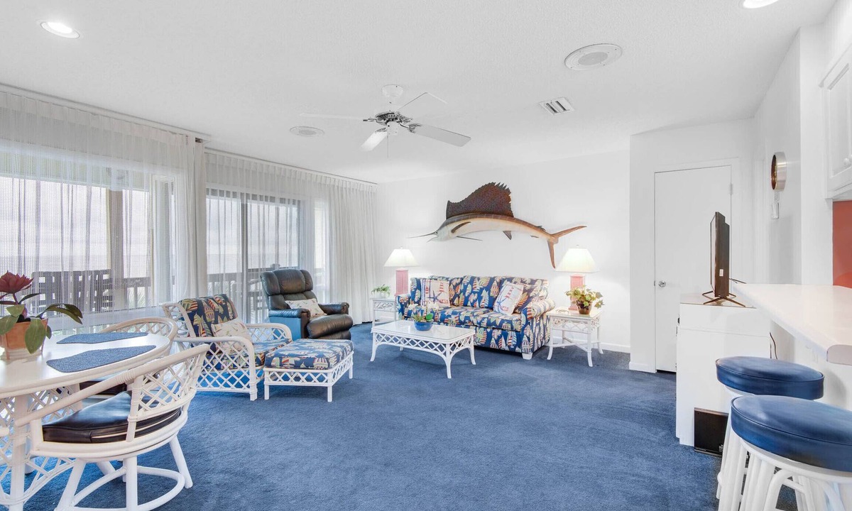 Fort Bay Condo | ☀️Beach Front-Pool + HotTub-Latitude 29 #10☀️