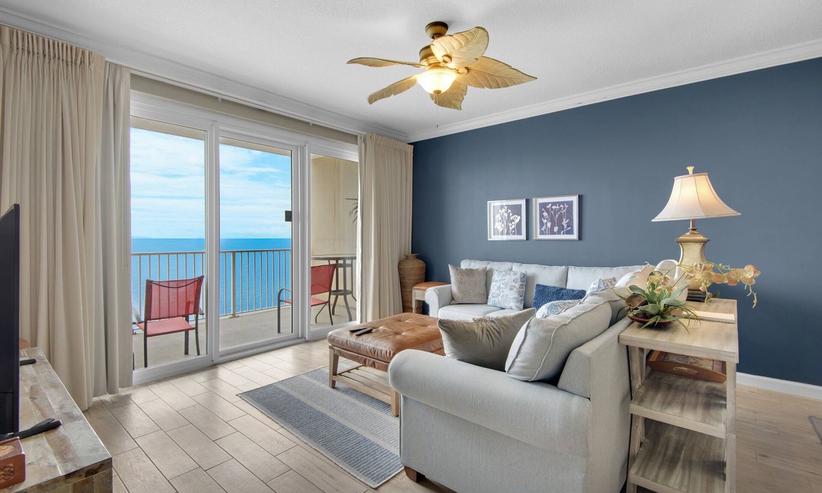 Long Beach Condo | 🌞Beach Front-UPGRADED WiFi-Pool-Grandview East 1204🌞