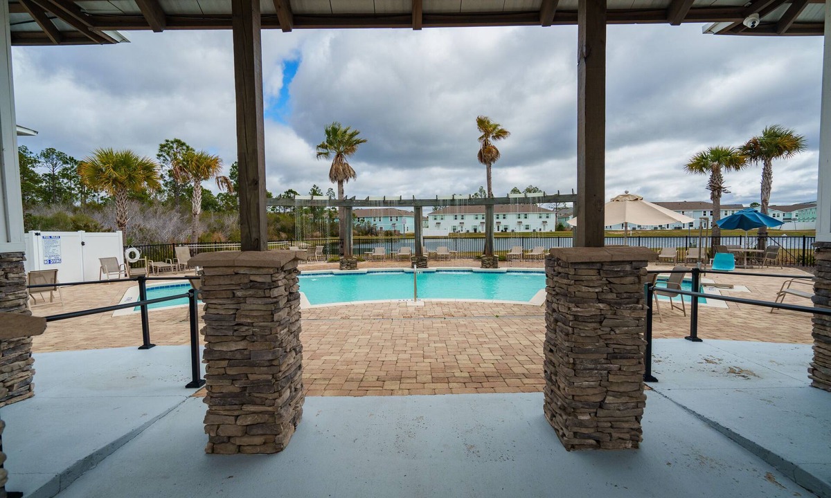 Thomas Drive House | Beach Getaway | Community Amenities!