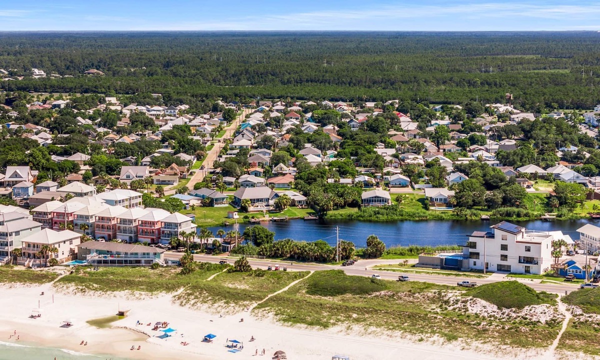 Riviera Beach House | Beach House - Lazee Daze by PHG