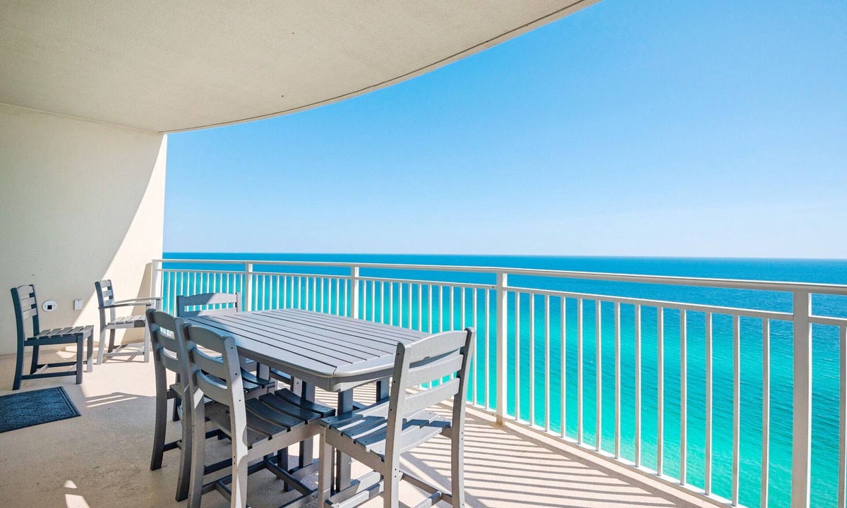Panama City Beach Condo | ☀️BeachFRONT-Balcony-2 Gulf Front Pools-Aqua Resort 2103☀️
