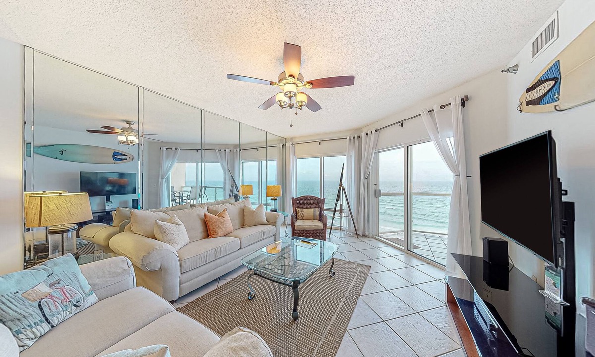 Villa Primera Condo | Beachfront condo with hot tub, pool, sauna, & grilling area - snowbird-friendly