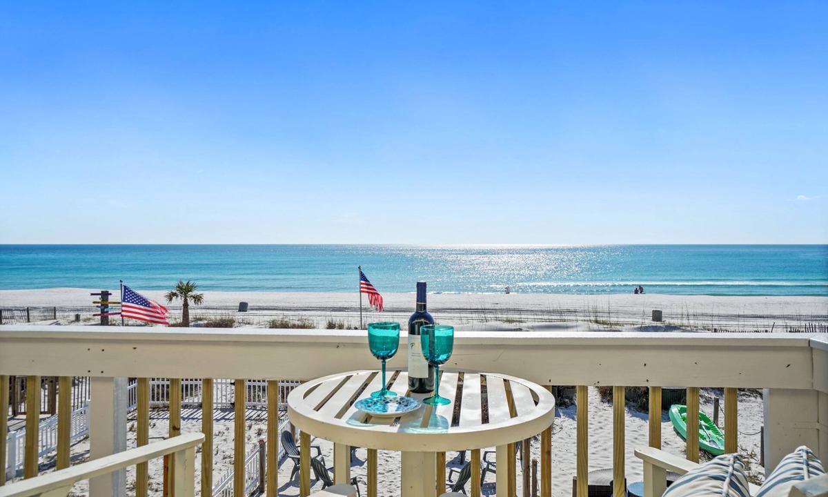 Laguna Beach House | Beachfront in PCB - Beach is the Backyard! 3BR Plus Bunk Room, Slps 11 Free Golf
