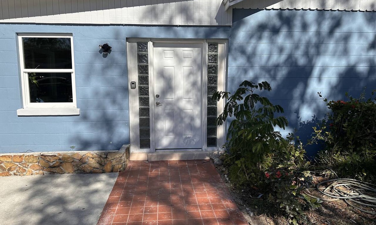 Vero Beach House | Beachtown home, near Jackie Robinson baseball Camp,hot tub, gameroom,more Pet ok