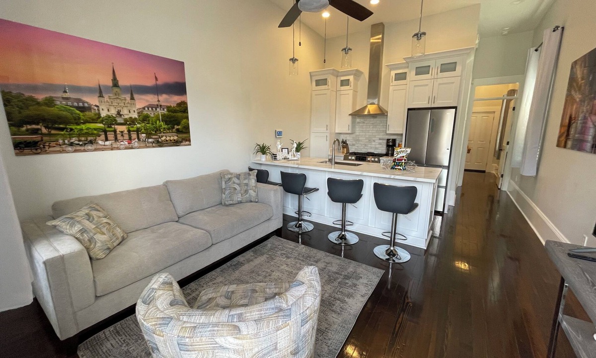 South 7th Ward House | Beautiful 1bed House with patio walk to French Q and Bourbon St.