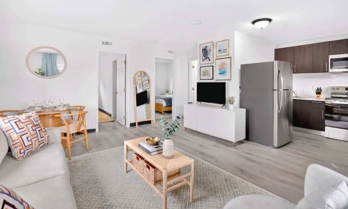Poinciana Park Apartment | Beautiful 2BR Near Beach, Airport & Las Olas