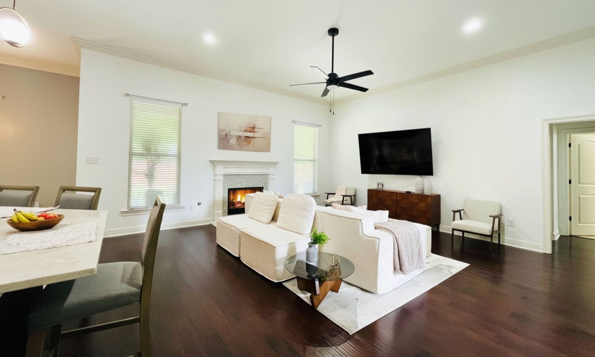Covington House | Beautiful 4-bedroom house in enchanting Covington