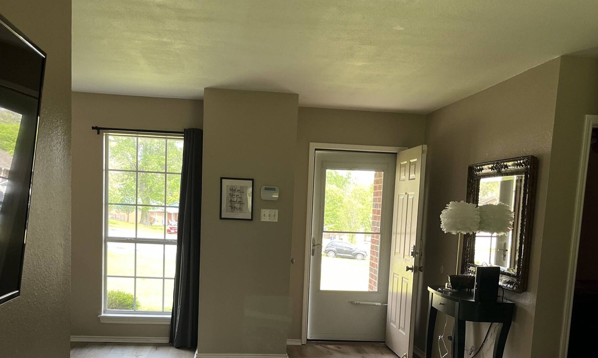 Tyler House | Beautiful Newly Remodeled 3 Bedroom/2 Bath House in Tyler Tx