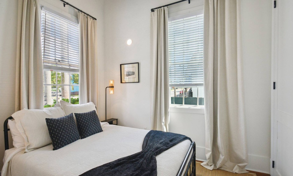 Faubourg Marigny House | Beautifully renovated 3BR house, off street parking in the Marigny Triangle