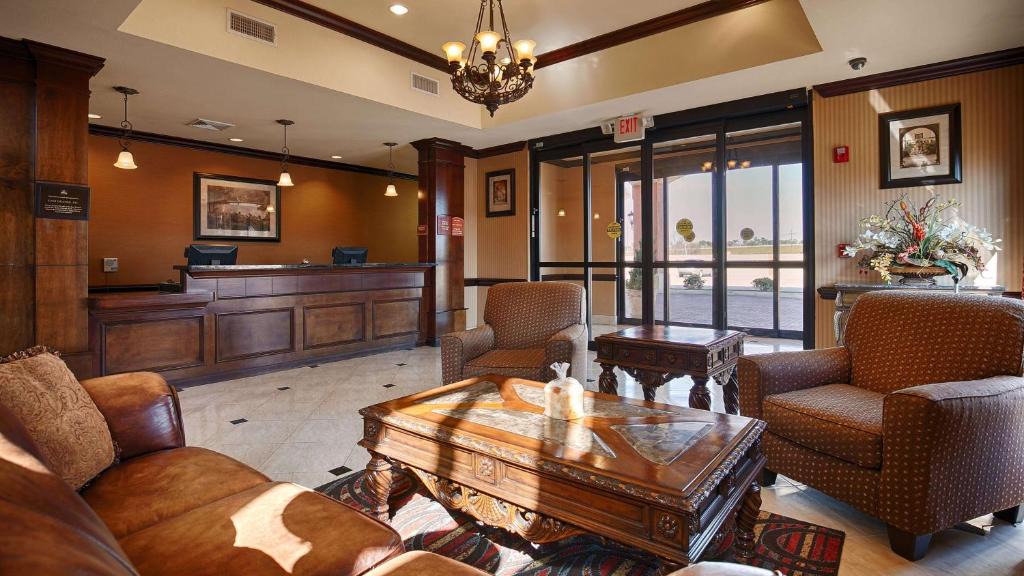 Orange Hotel | Best Western Orange Inn & Suites