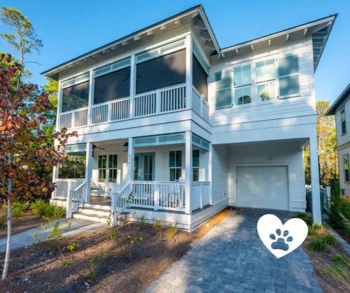 Lakeside at Blue Mountain Beach House | Blue Harmony