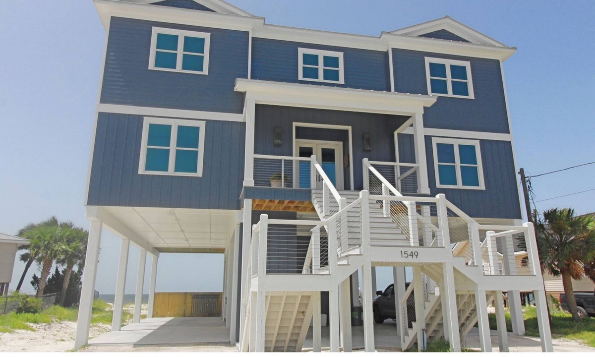 Alligator Point House | Blue Heron Waterfront 7 Bdrm, 5 bath with Private Pool/elevator