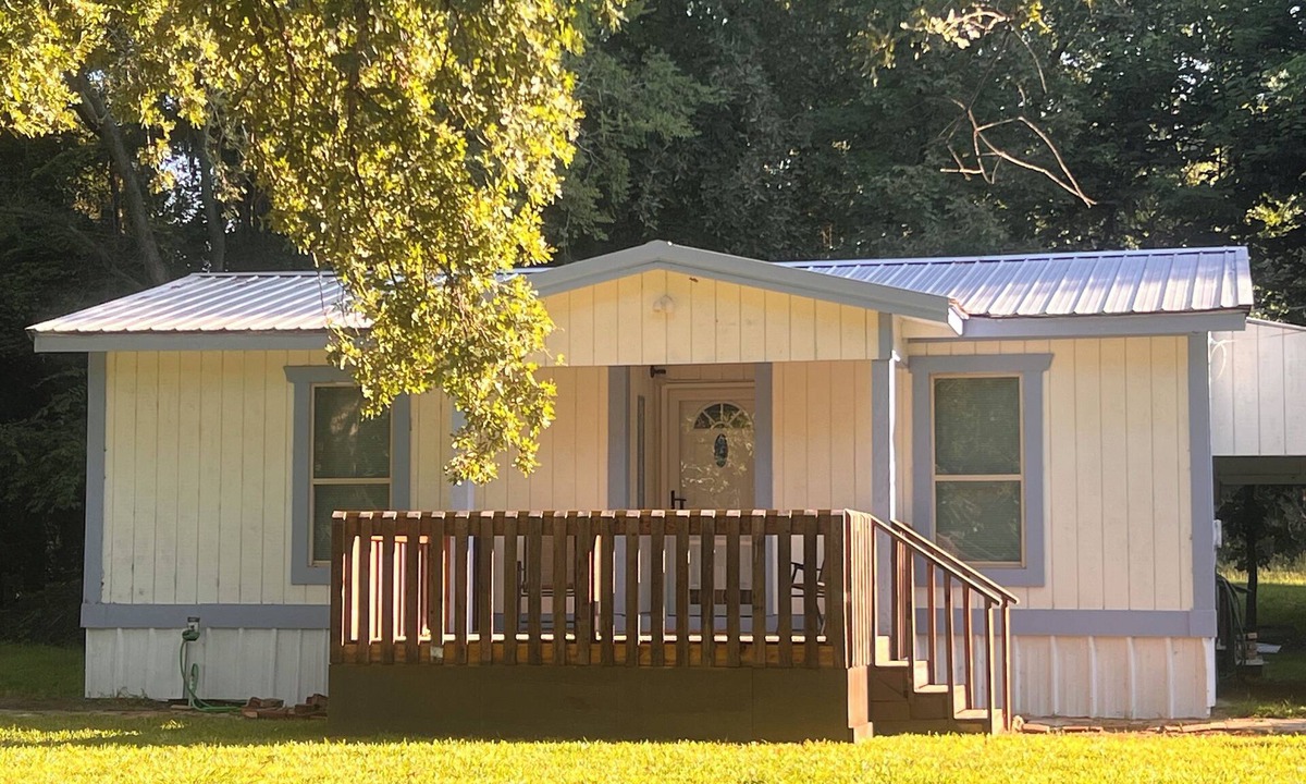 Bullard House | Blue Moon Bungalow in serene Bullard on Lake Palestine