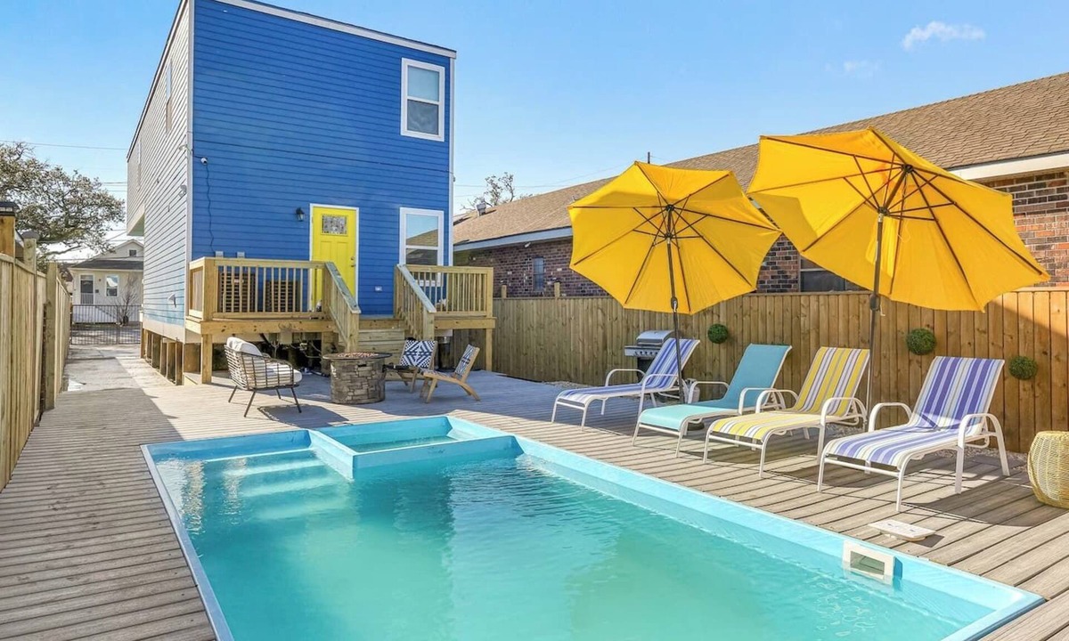 Milan House | Blue Voodoo Retreat Plunge Pool Sleeps 10