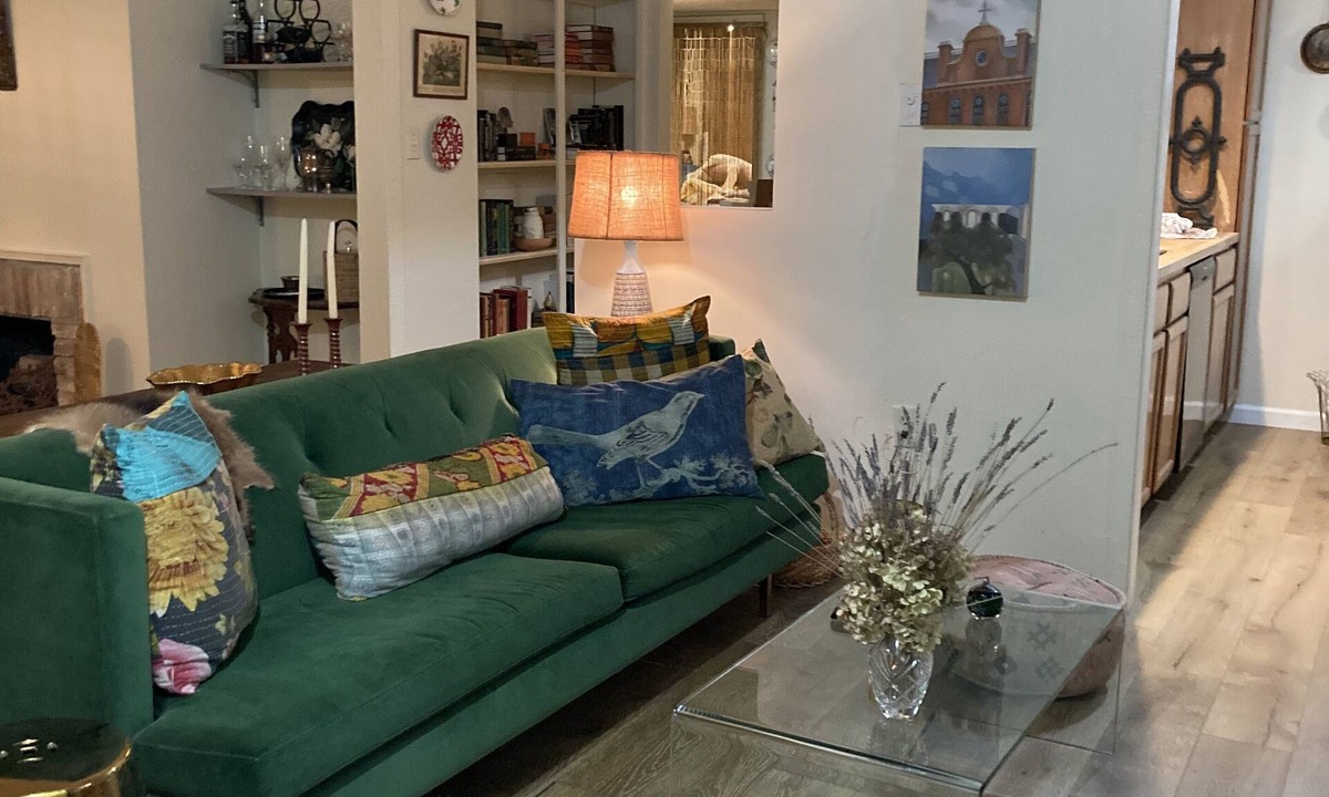 Mid City South Condo | Bocage East Baton Rouge - this 2 bed 2 bath