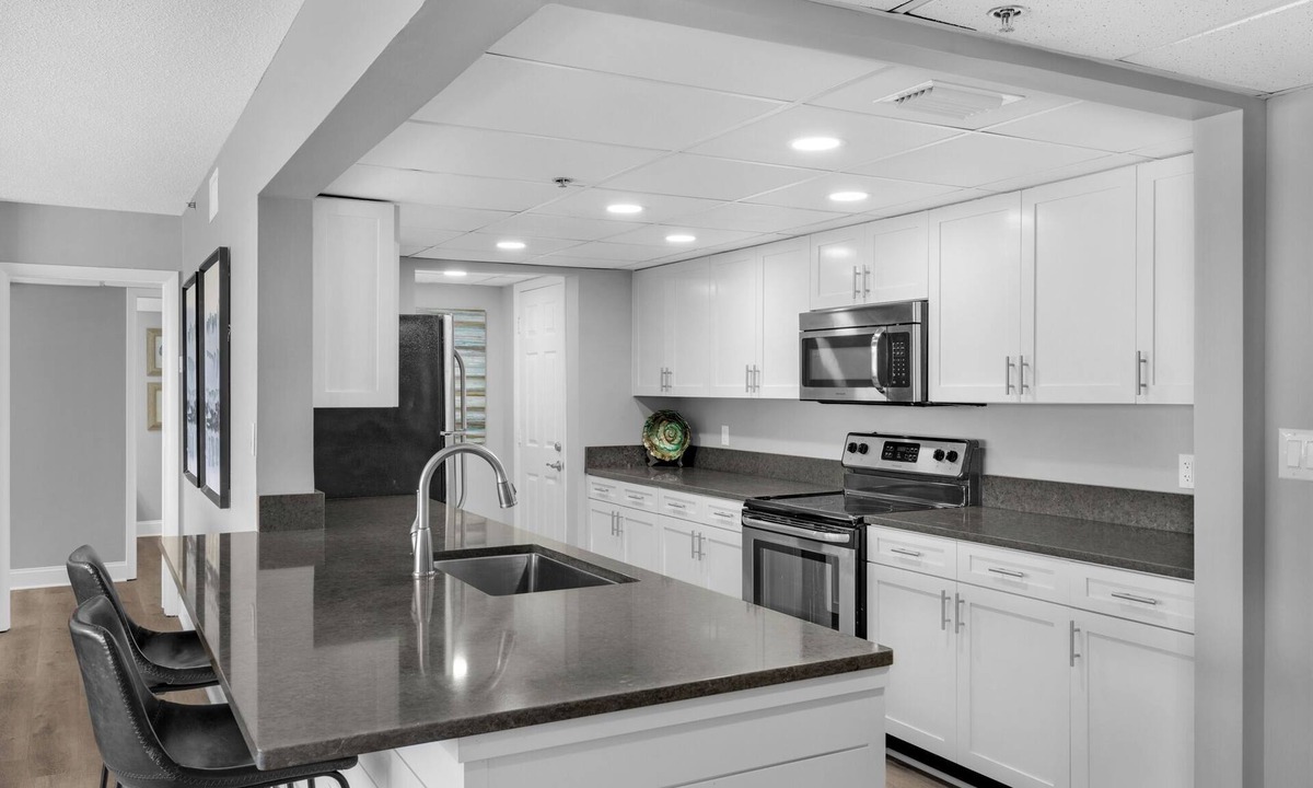 Long Beach Condo | Booking Long Beach August 18, 2025 - April 2026 SEE DESCRIPTION PRIOR TO BOOKING