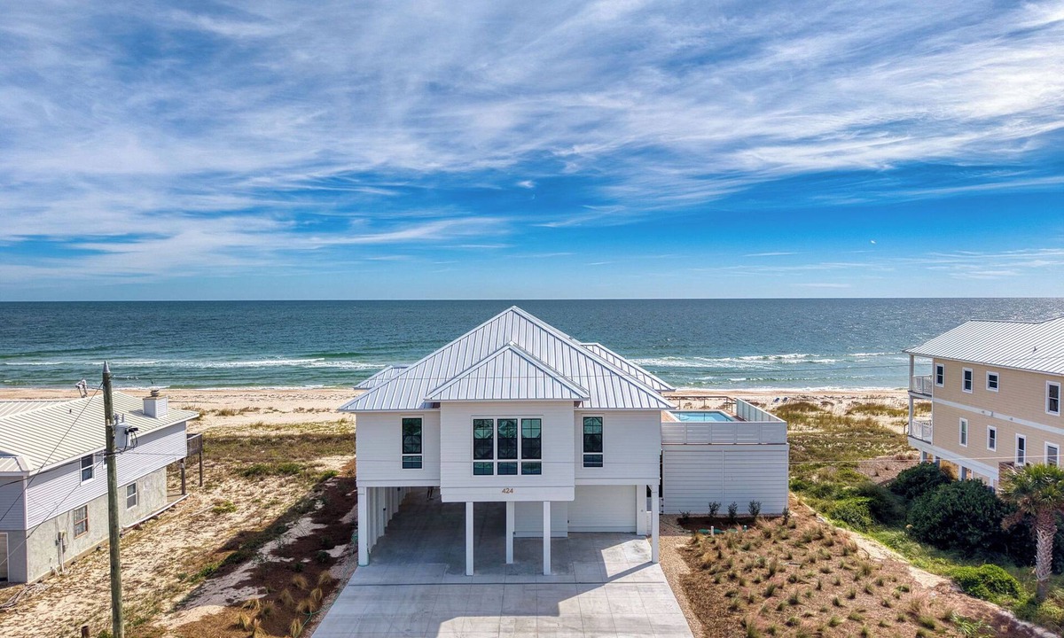 East End House | BRAND NEW, Elevated Pool, Beach Front, Hot Tub, and Elevator - Dune Alright