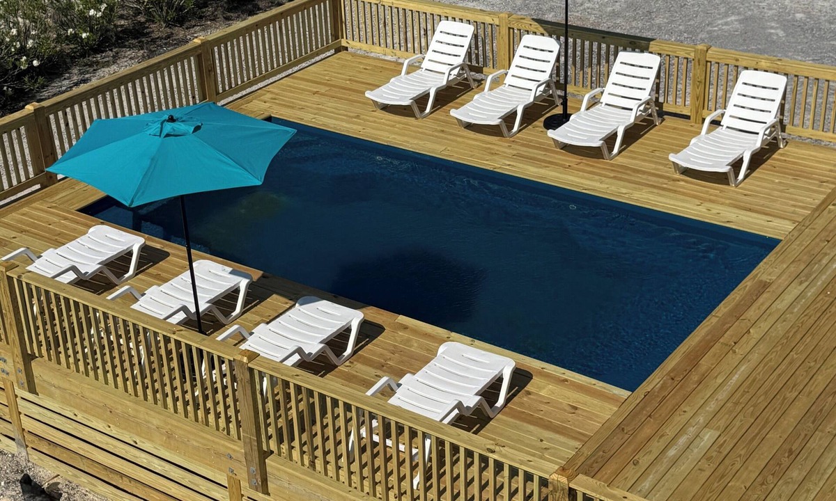 Southpointe House | BRAND NEW Pool! Beach is Just 100 steps Away! Private Fort Morgan area!