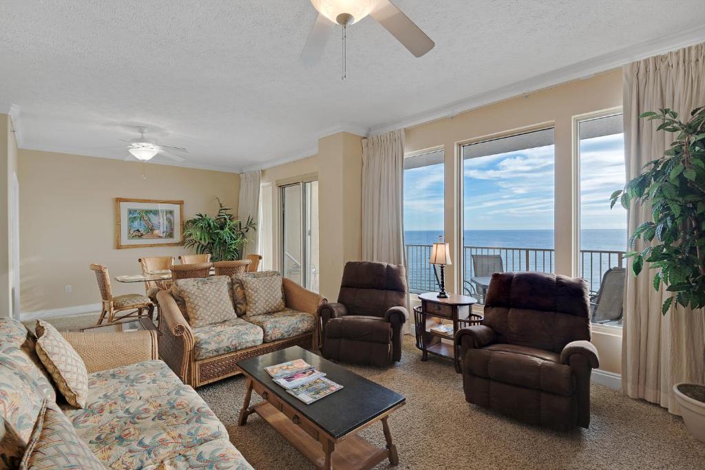 Panama City Beach Apartment | Breezy Tropical Condo with 360 sqft Balcony Facing Gulf - Unit 0905