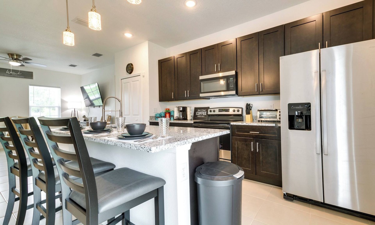 Ocala Cottage | Bright, Pet-friendly Home: 16 Mi to Downtown Ocala