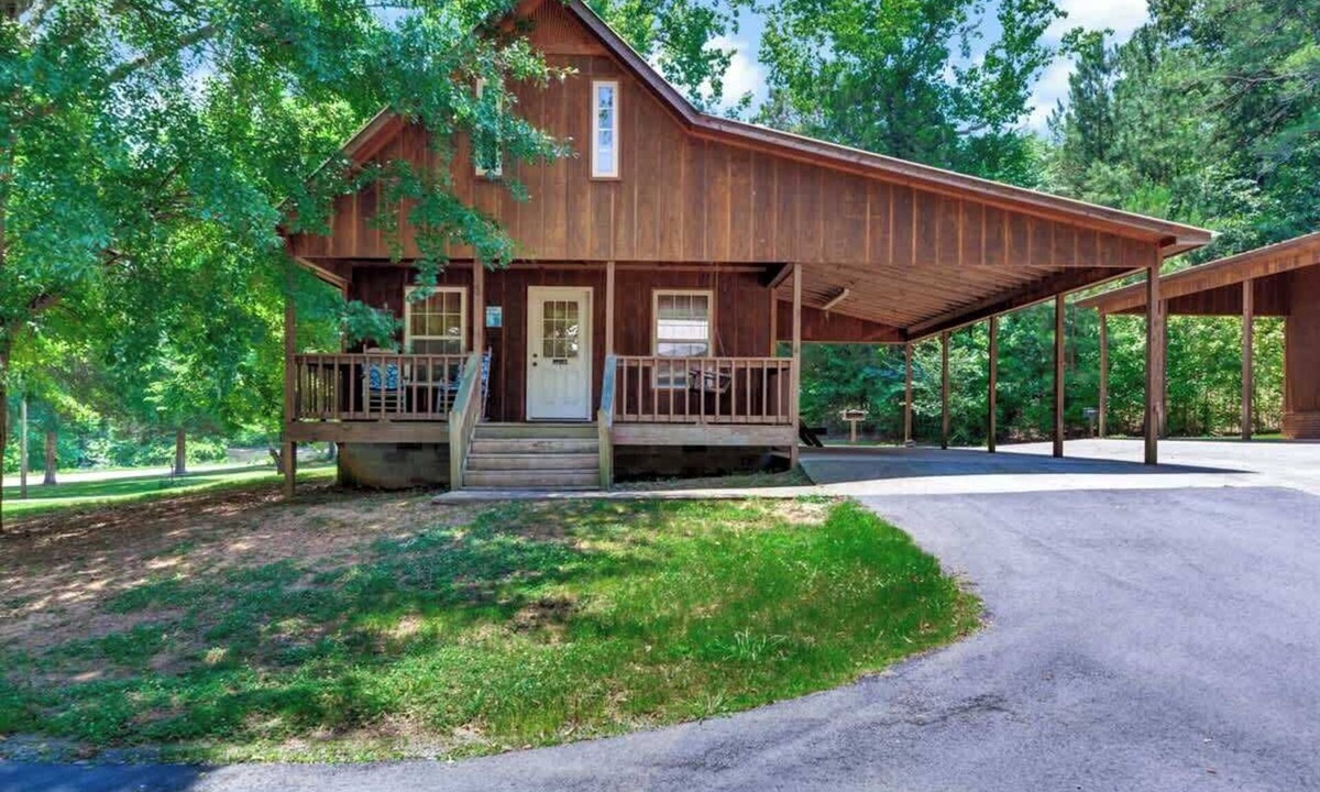 Langston Cabin | *Cabin #1 @ Fisherman's Landing (boat shelter)*