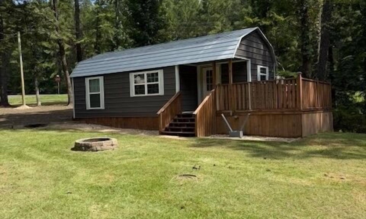 South Toledo Bend Cabin | Cabin #2 - Trails, Tails and Scales. Experience world class fishing and nature.