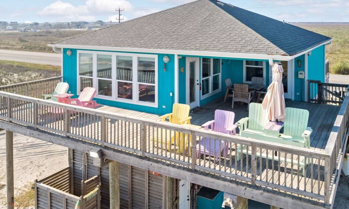 Port Bolivar House | Cabn By the Sea Ultra Secluded Beachfront Home