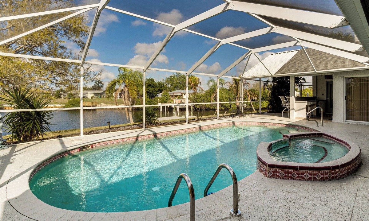Port Charlotte House | Canal-Front Gem w/Private Dock in Port Charlotte!