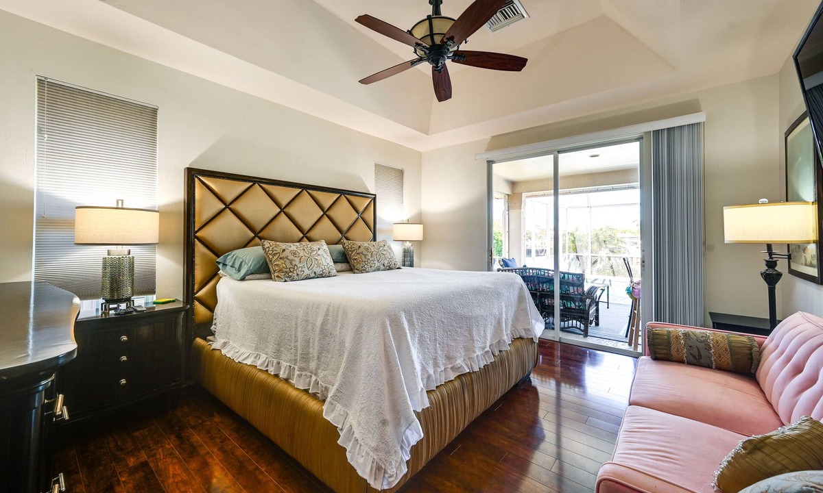 Marco Island Cottage | Canal-front Marco Island Home w/ Boat Dock + Pool!